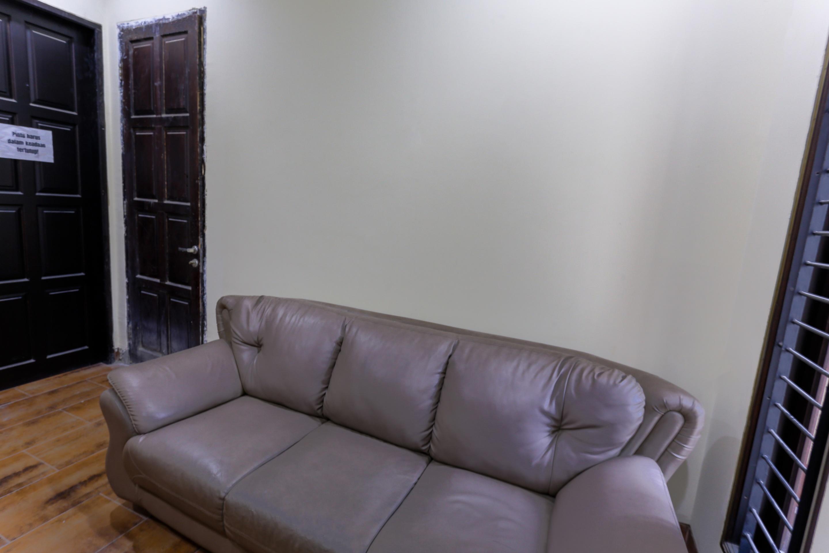Super Oyo 3109 Point Inn Cakarta Dış mekan fotoğraf
