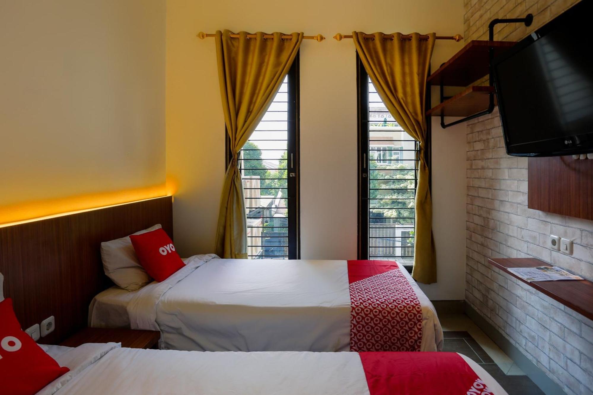 Super Oyo 3109 Point Inn Cakarta Dış mekan fotoğraf